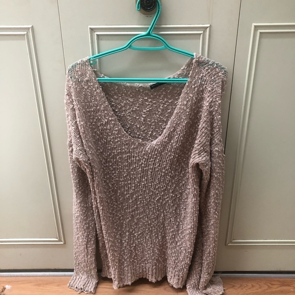 Brandy Melville Sweater - Picture 1 of 2